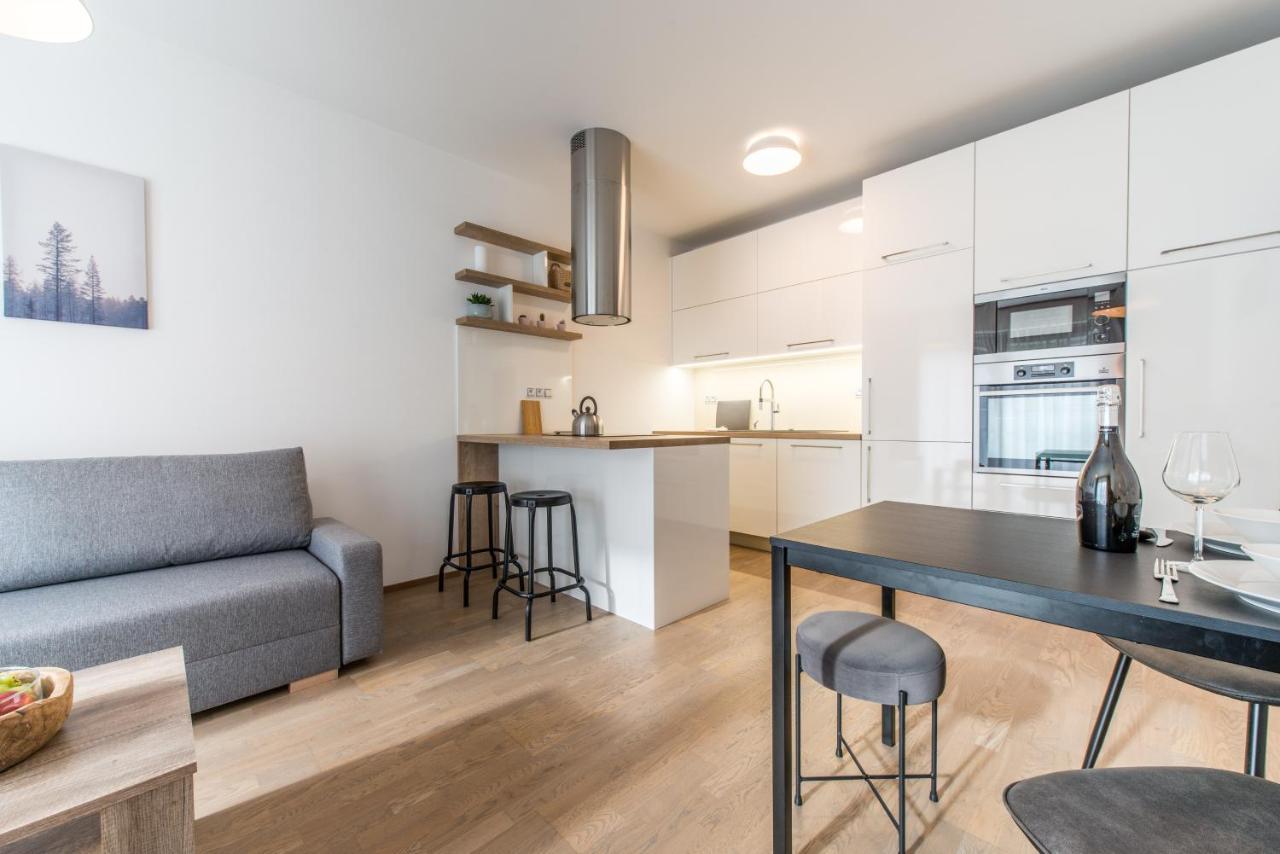 Mozart Central Apartments With Garage Praga Exterior foto